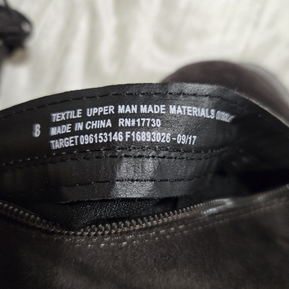 Elegant Dark Gray Faux Suede Knee-High Boots Size 8 EUC - Picture 2 of 7